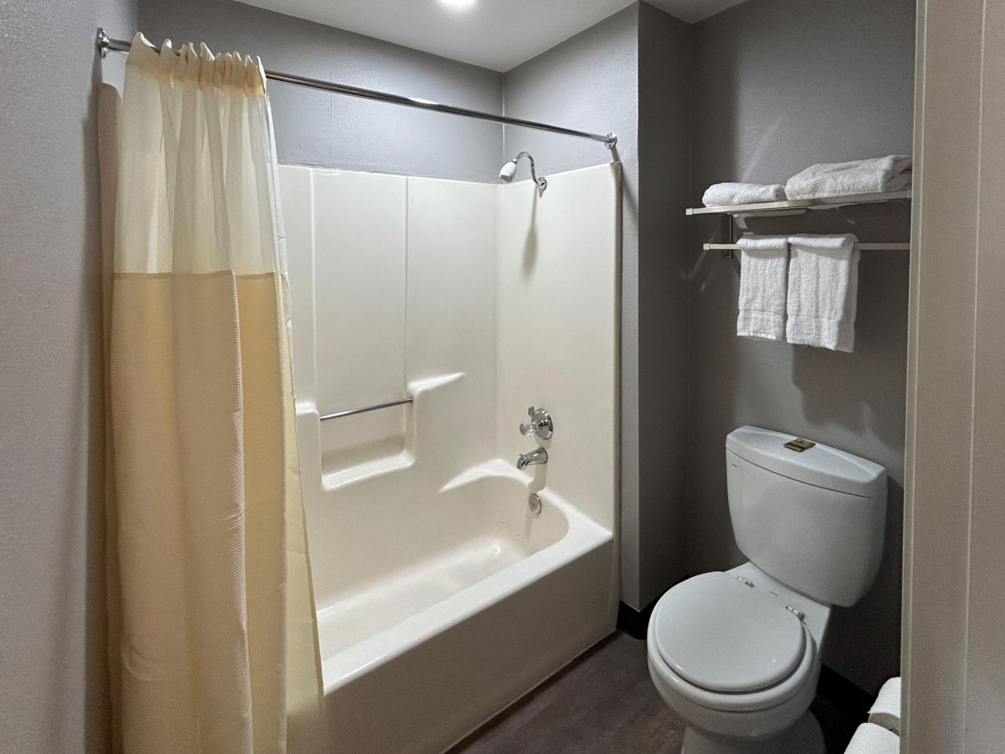 Motel 6 Lake Elsinore, Ca מראה חיצוני תמונה